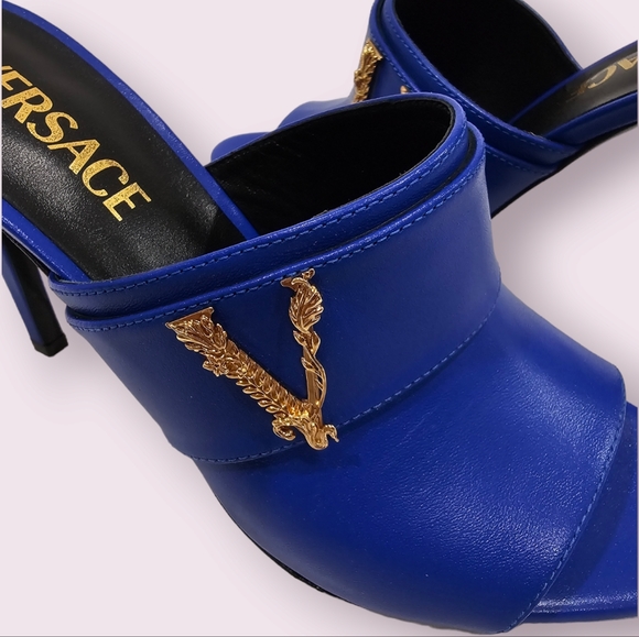 NEW Versace leather sandals 105 Vitello in size 37 - Picture 3 of 6